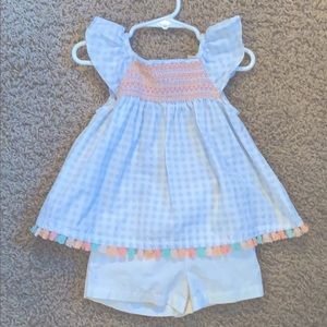 Artisan*NY Super cute two-piece spring outfit.